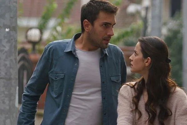 atvnin-sevilen-dizileri-sen-anlat-karadeniz-ve-hercai-sosyal-medyayi-salladi-1584139844968.jpeg ATV'nin sevilen dizileri Sen Anlat Karadeniz ve Hercai sosyal medyayı salladı-2