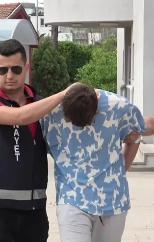 Eğlenmek için gittiği bara giremedi! Dışarıda öldürüldü