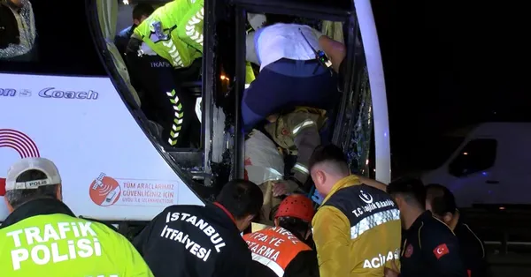 TEM’de zincirleme kaza! Şoför sıkıştı