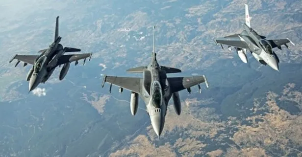 Türk jetleri Kuzey Irak'a bomba yağdırdı