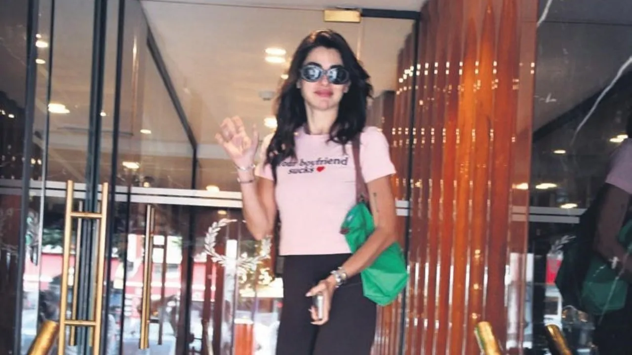 Nesrin Cavadzade: Kapıma vergi memurları dayanırdı