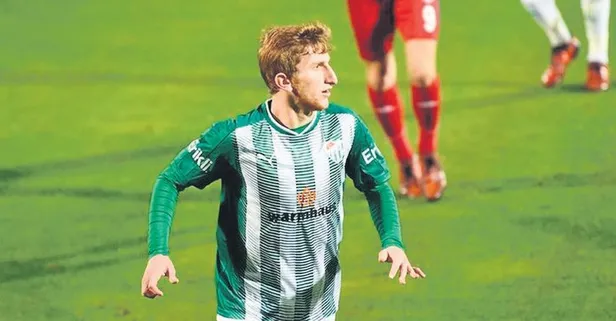 Süper Lig'in devleri Burak Kapacak'ın peşinde