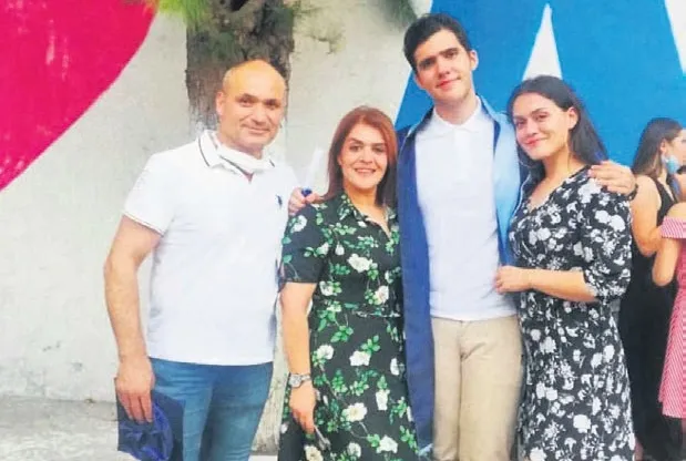 Elimi öpecek yavrum yok