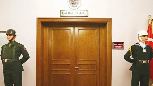 FETÖ, yaklaşan YAŞ öncesi 15 Temmuz gecesi direnen subayları hedef almaya başladı-1