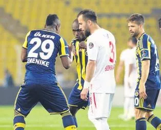 Emenike ve Sow’dan ilginç gol sevinci