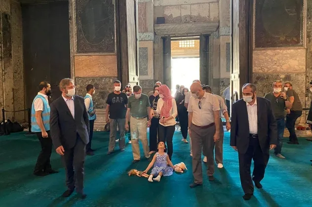 ABD Büyükelçisi Satterfield'dan Ayasofya'ya ziyaret