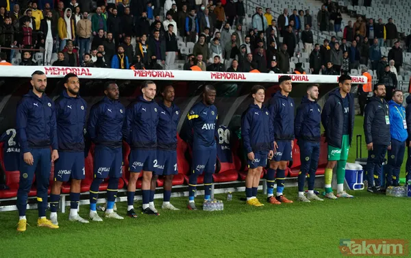 İstanbulspor - Fenerbahçe maçı sonrası Attila Szalai için şok sözler: Sahanın en kötüsü - 30