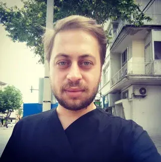 sanliurfada-seyhmus-baras-isimli-doktora-siddet-sonrasi-diploma-yirtma-gorunumlu-feto-oyunu-sahnede-iste-tum-k-1657020815871.jpg Şanlıurfa'da Şeyhmus Baraş isimli doktora şiddet sonrası diploma yırtma görünümlü FETÖ oyunu sahnede! İşte tüm kirli bağlantılar-4