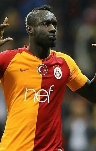 Mbaye Diagne evden de kovuldu!