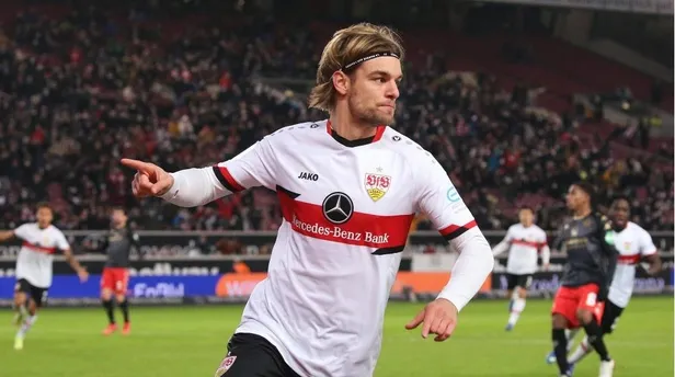 besiktas-halil-dervisoglu-transferinde-mutlu-sona-ulasti-1688865347840.jpeg Beşiktaş, Halil Dervişoğlu transferinde mutlu sona ulaştı-7