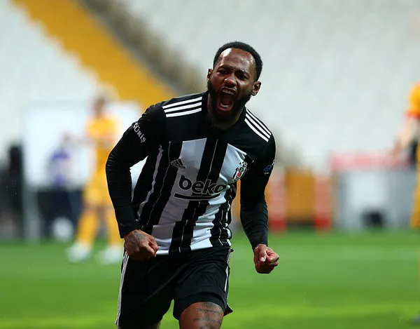 1643810685702.jpg Beşiktaş'ta N'Koudou kayıplara karıştı! Tam 53 maçta yok-3