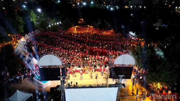 Türkiye meydanlarda tarih yazdı - 12