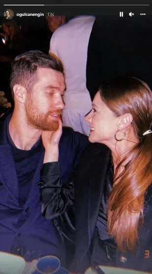 seda-sayanin-oglu-ogulcan-enginin-miray-danerle-yaptigi-romantik-paylasimi-goren-saskina-dondu-baska-fotograf-1642200130769.jpg Seda Sayan’ın oğlu Oğulcan Engin’in Miray Daner’le yaptığı romantik paylaşımı gören şaşkına döndü! ‘Başka fotoğraf bulamadın mı?’-9