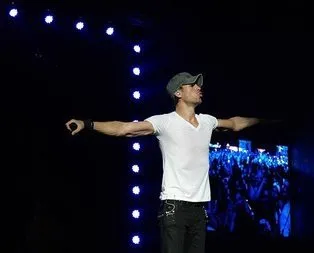 İstanbul’da Enrique Iglesias fırtınası