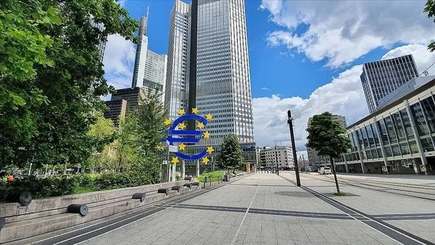 FED'in faiz kararı sonrası ECB de artırdı: Avrupa Merkez Bankası 2008'den bu yana en yüksek seviyeye çıkardı-2