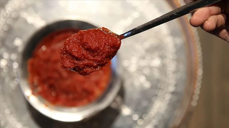 her-gun-3-4-kasik-kullaniyoruz-ic-organlari-zehirliyor-1711113951788.jpg Her gün yemeklere 3-4 kaşık atıyorduk! Meğer iç organları zehirliyormuş-2