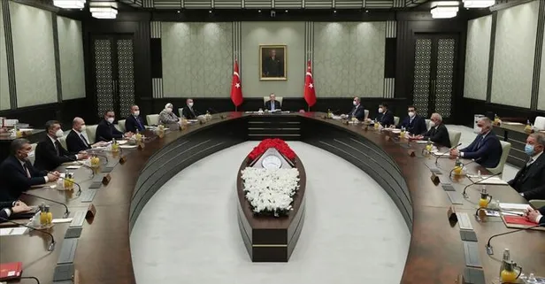 Son dakika: 65 yaş üstü ve 20 yaş altı toplu taşıma kullanabilecek mi? Toplu taşıma yasağı var mı?