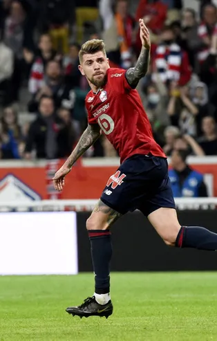 Burak Elmas giderse Xeka transferi yatacak