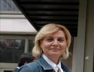 Hangi Ünlü Hangi Ünlünün Akrabası