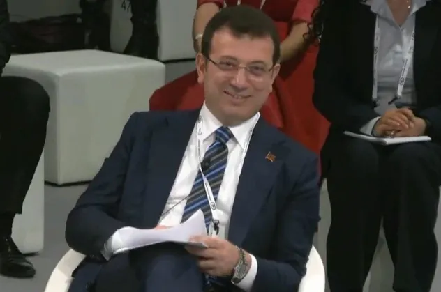 İngilizce biliyorum pozları kesip rezil olan Ekrem İmamoğlu'na tavsiye: Evde azıcık prova şart!