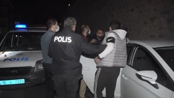 SON DAKİKA: Bursa'da akılalmaz olay! 2 günde 2'nci kez polise yakalandı gazetecileri tehdit etti-6