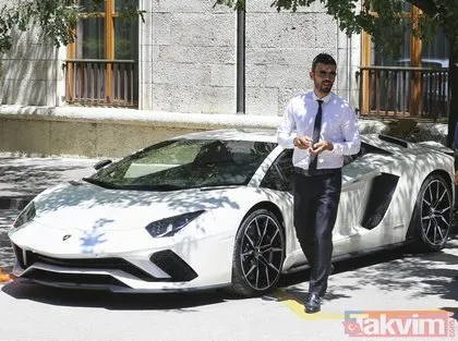 Kenan Sofuoğlu TBMM’ye Lamborghini ile geldi