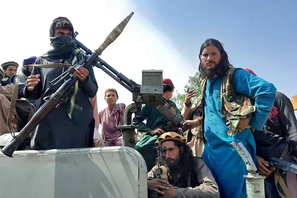 son-dakika-taliban-afganistanin-baskenti-kabile-girdi-1629014530983.jpg