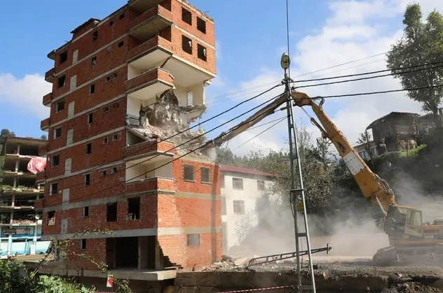 Son dakika: Binalarla ilgili yeni yönetmelik! Cezası var! 3 gün şartı