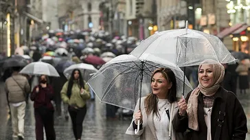 Balkan soğukları geri dönüyor: Kar, soğuk ve yağışlı sistem yolda! Sıcaklık 8 derece düşecek
