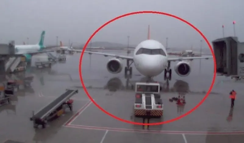 unlu-havayolu-sirketinde-buyuk-skandal-yolcular-esyalarini-caldilar-1720592882555.jpeg Ünlü havayolu şirketinde büyük skandal: Yolcuların eşyalarını çaldılar-2