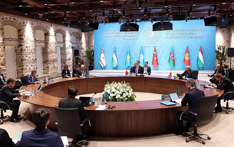 Bakan Bayraktar, Türk Devletleri Teşkilatı (TDT) Enerji Bakanları Konseyinin 5'inci Toplantısı'na katıldı. (AA)