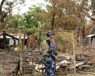 Myanmarlı vahşilerden Kur’an-ı Kerim’e alçak saldırı!
