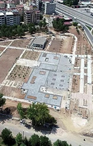 Bombalanan emniyet binası "millet bahçesi"ne dönüşüyor
