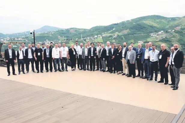 firsatcilarin-cezalarini-arttiran-yasa-meclisten-gecti-1-yildan-3-yila-kadar-hapis-cezasi-uygulanacak-1656107343069.jpeg Fırsatçıların cezalarını arttıran yasa Meclis'ten geçti! 1 yıldan 3 yıla kadar hapis cezası uygulanacak-4