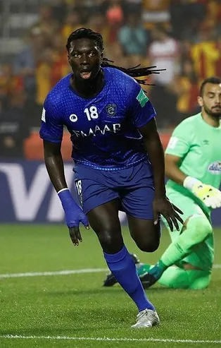 Süper Lig'de 2017-18 sezonunda gol kralı olan Bafetimbi Gomis Türkiye'ye geri dönüyor!