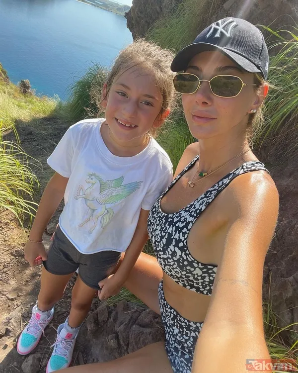 Şeyma Subaşı ile Meedo yine dudak dudağa! Sınır tanımadı paylaştı tepkiler çığ gibi büyüdü: Kızın bunu görünce hiç utanmayacak mısın? - 4