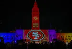 Super Bowl final günü: Amerikan futbolunda şampiyon bu gece belli olacak