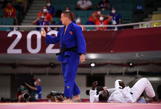 2020 Tokyo Olimpiyat Oyunları | Boksta Bayram Malkan çeyrek finale çıktı-3