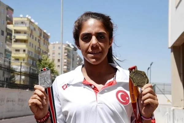 Harikasın Meryem-1