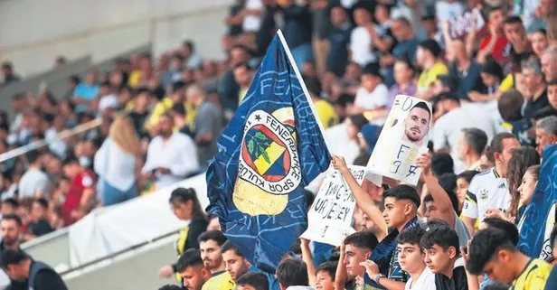 Fenerbahçeli taraftarlardan yönetime büyük tepki