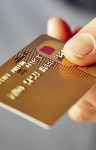 Kredi kartı kullananlar dikkat! O ücretler artık alınmayacak