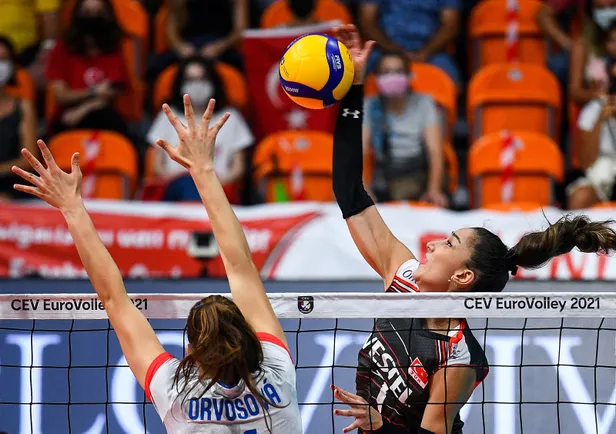 sirbistan-turkiye-voleybol-maci-ne-zaman-hangi-kanalda-turkiye-sirbistan-maci-saat-kacta-1630612505699.jpg Sırbistan Türkiye voleybol maçı ne zaman, hangi kanalda? Türkiye Sırbistan maçı saat kaçta?-2
