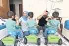 Koruyucu aile olan İpek çifti üçüzlerle mutluluklarını katladı