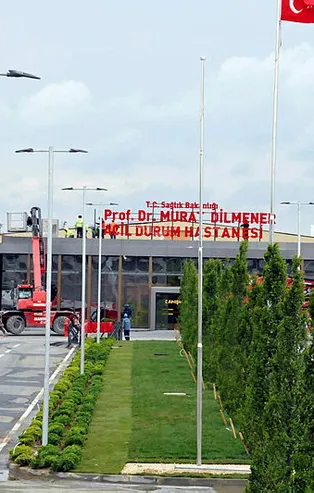Atatürk Havalimanı'nda yapılan salgın hastanesine Prof. Dr. Murat Dilmener'in adı verildi!