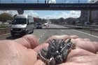 Silivri’de vida kabusu! Çok sayıda aracın lastiği patladı | D-100’de trafik 2 saat kilitlendi