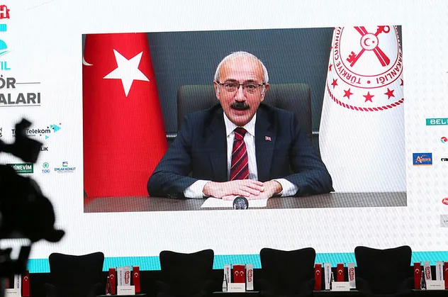 Hazine ve Maliye Bakanı Lütfi Elvan: Katılım sigortacılığında rehber ülke olacağız