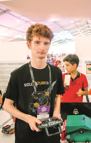 TEKNOFEST'e damga vuran genç mühendisler!