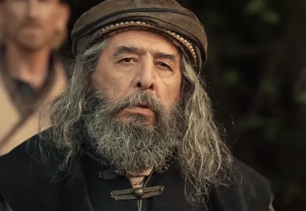 barbaroslarda-gidisati-bastan-asagi-degistirecek-gelisme-ilisigini-kesti-yerine-baskasi-gelecek-1633690704346.jpg Barbaroslar'da gidişatı baştan aşağı değiştirecek gelişme! İlişiğini kesti yerine başkası gelecek-3