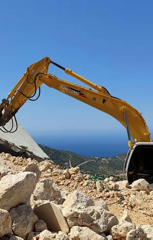 Antalya'da kaçak yapılarla mücadele sürüyor! 11'i daha yıkıldı