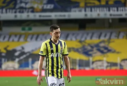 Trabzonspor maçı sonrası Fenerbahçe’de Mesut Özil’e sert uyarı! Erol Bulut’a tepki göstermişti...